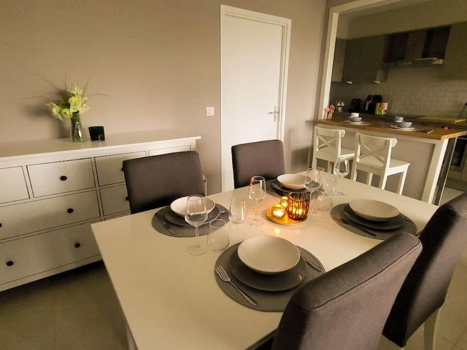 Gezellig Appartement In Brugge, Nabij Damme. Kültér fotó