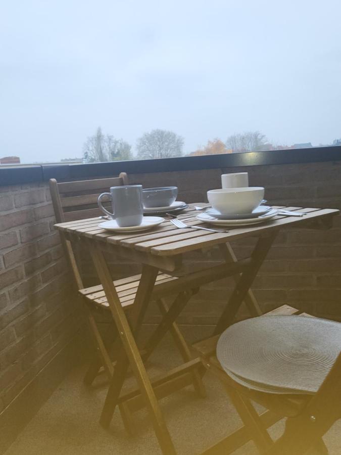 Gezellig Appartement In Brugge, Nabij Damme. Kültér fotó